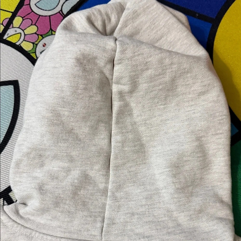 Market Studios Heather Gray Hoodie             (Pre-owned) - Picture 11 of 12